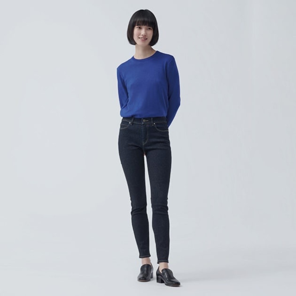 Skinny straight jeans